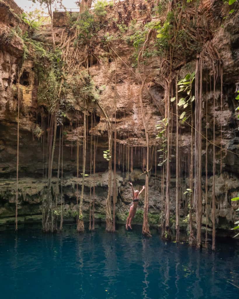 Cenote-San-Lorenzo-Oxman-best-photography-Mexico