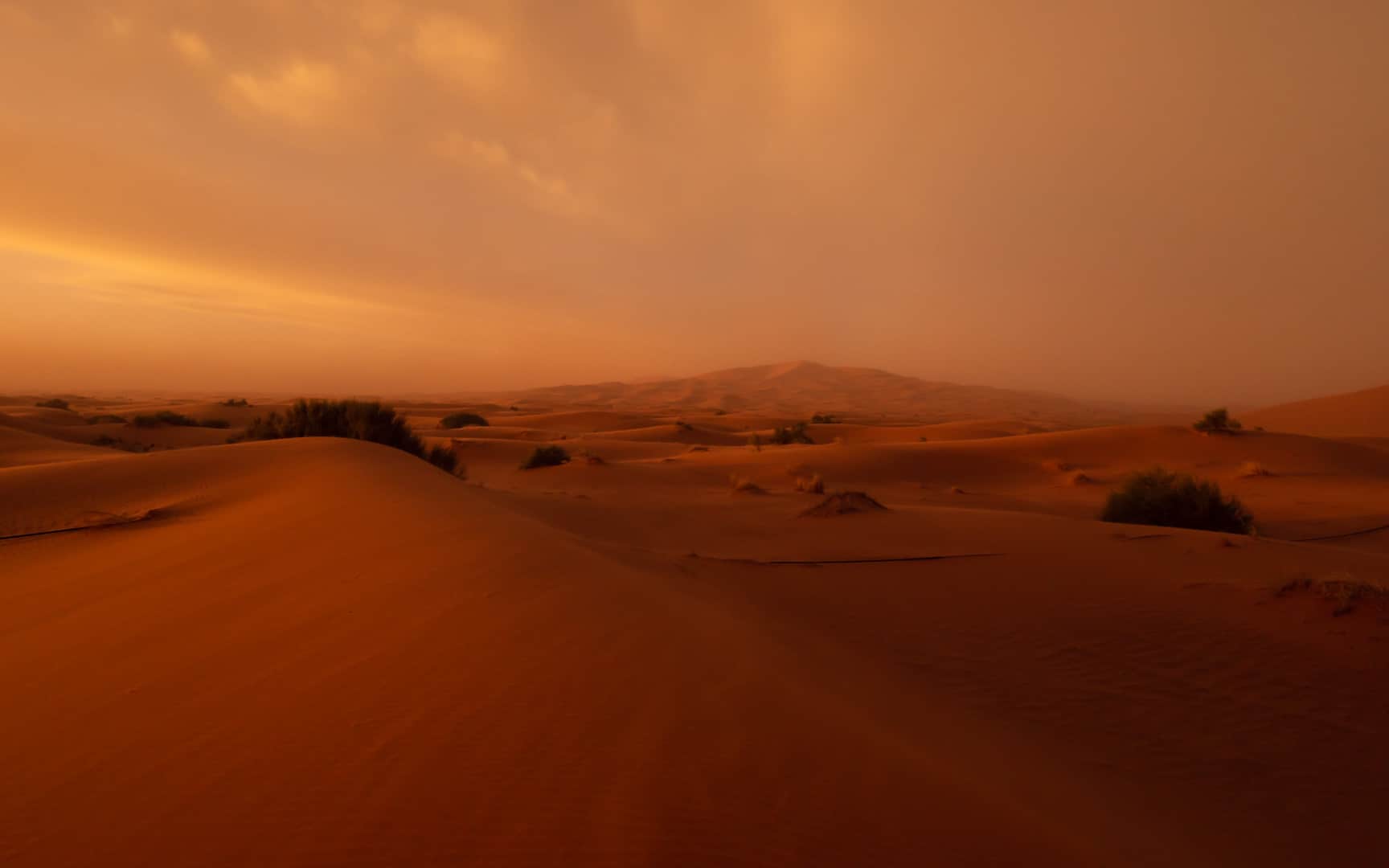 Morocco-xaluca-review-sahara-desert-sunrise-landscape