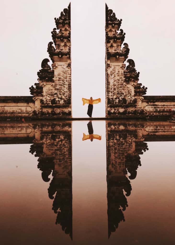pura-lempuyang-temple-bali-reflection