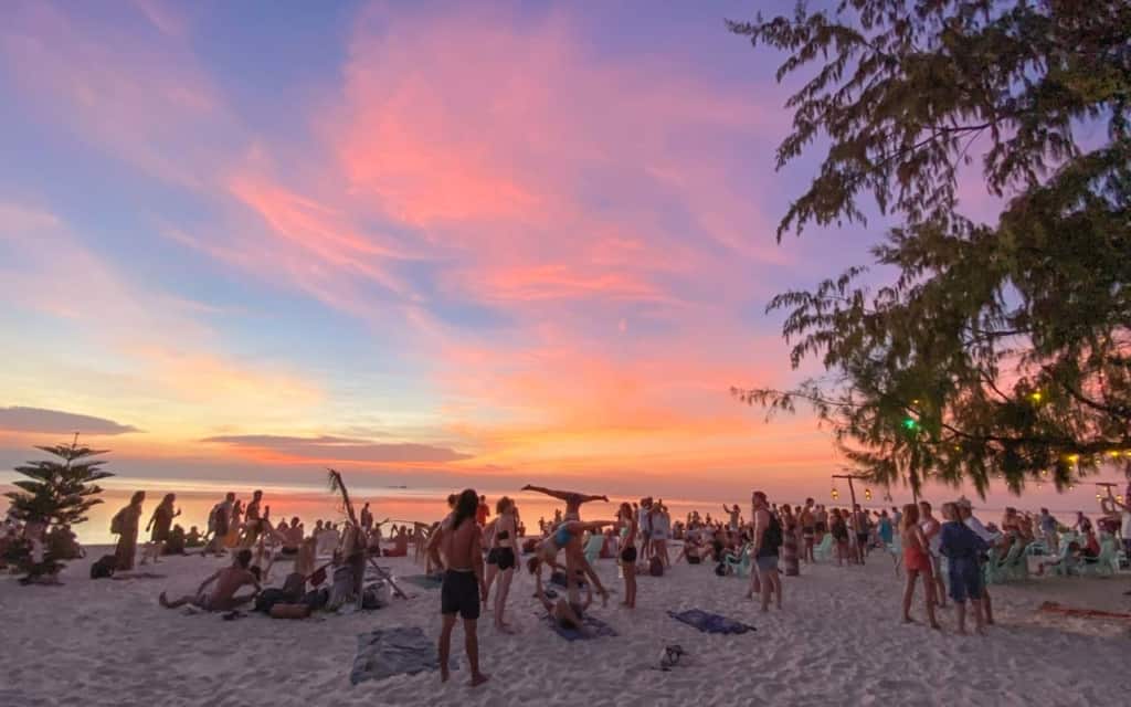 zen-beach-koh-phangan-sunset