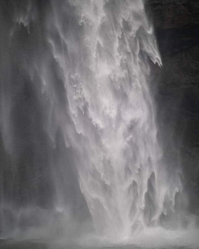 aberdeen-falls-sri-lanka-water-closeup