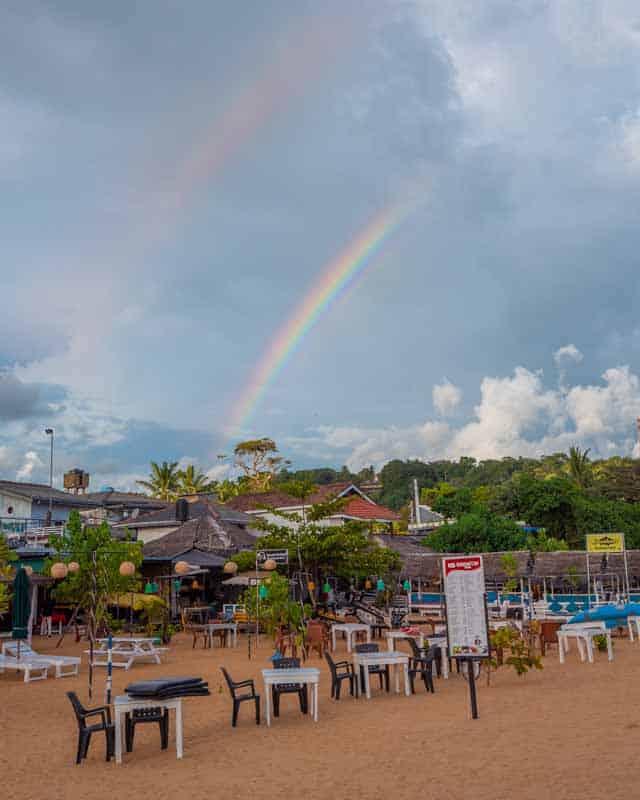 unawatuna-beach-restaurants-rainbow