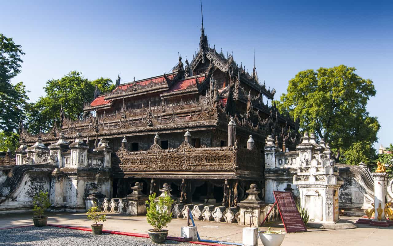 Shwenandaw-Kyaung-Temple-Mandalay