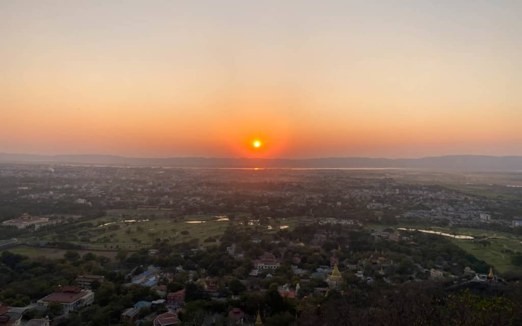 mandalay-hill-sunset-view