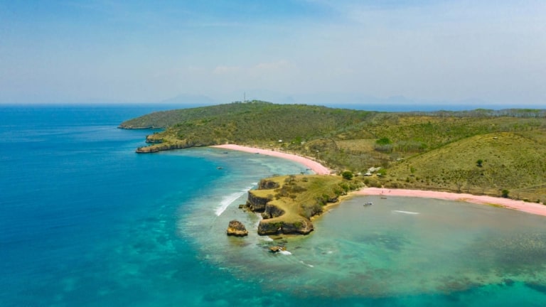 PINK BEACH LOMBOK – Everything You Need To Know