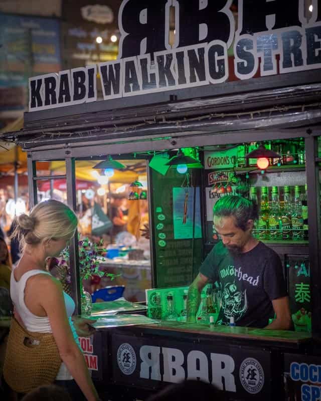 krabi-bight-market-bar