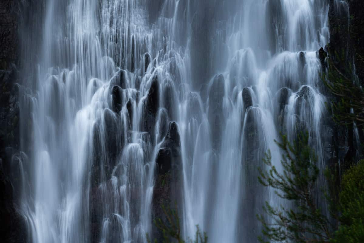 risco-waterfall-closeup