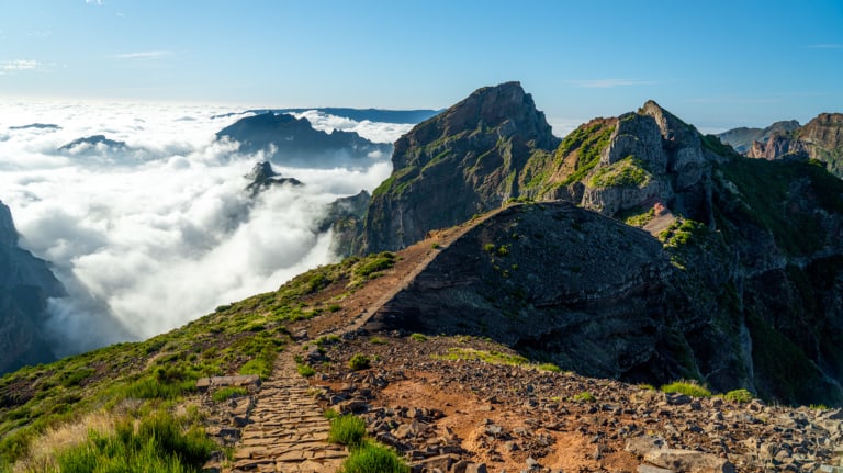 Pico Do Arieiro To Pico Ruivo Hike Madeira – The Ultimate Guide
