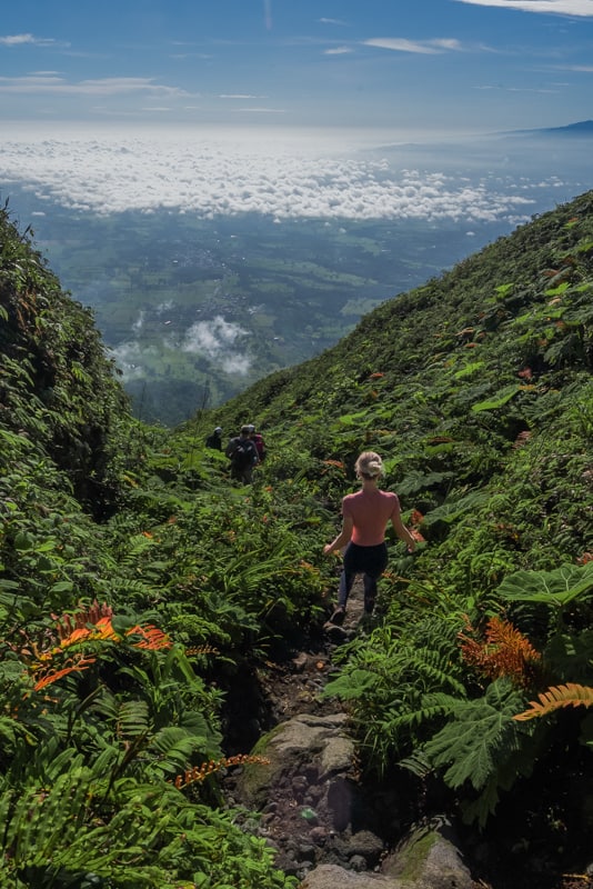 arenal-volcano-hike-down-path