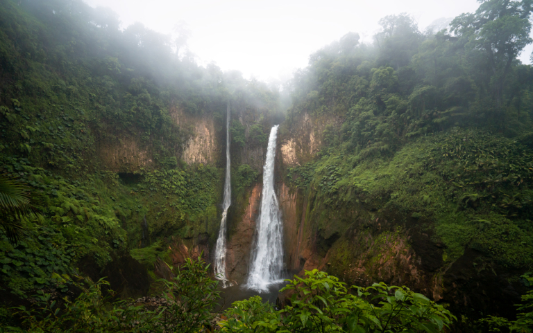 Epic CATARATA DEL TORO in COSTA RICA – The Ultimate Guide