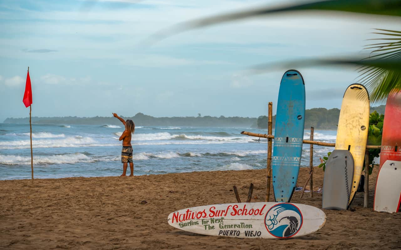 playa-cocles-island-surferschool