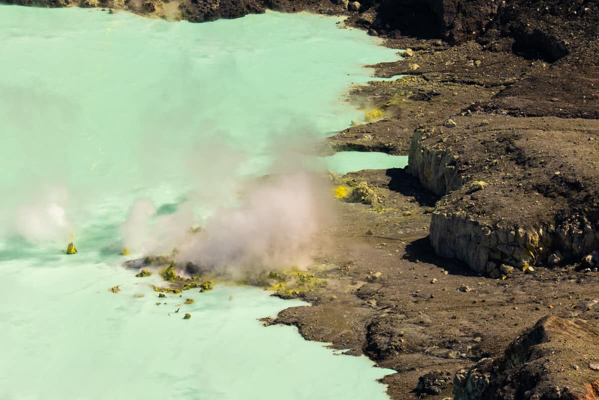 poas-volcano-sulfur-gas