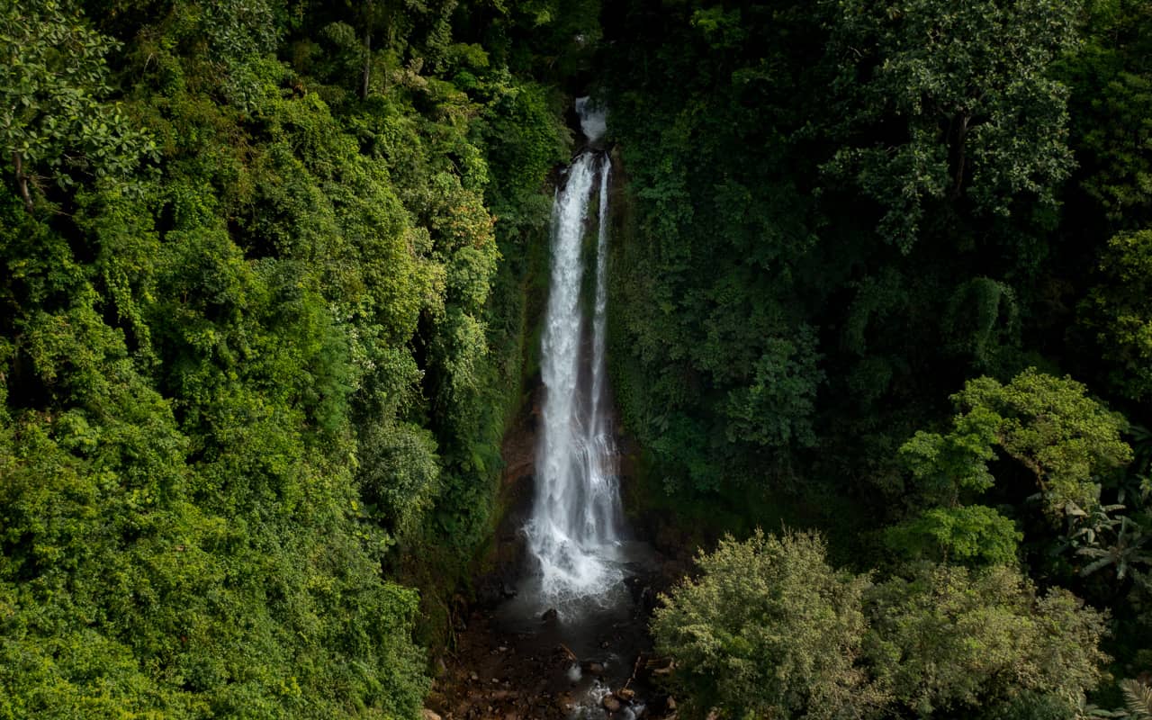 gitgit-waterfall-drone