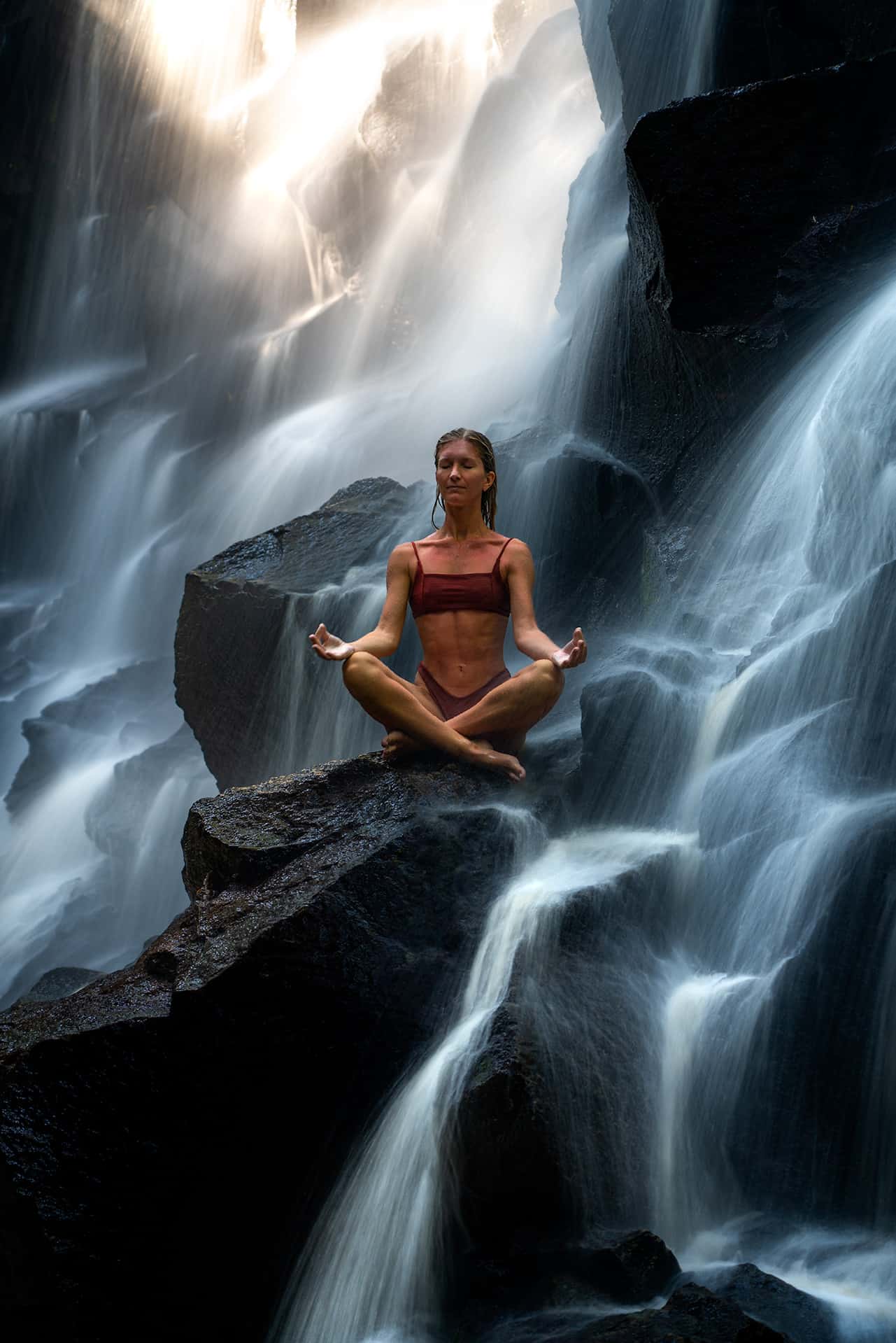 kanto-lampo-waterfall-meditation