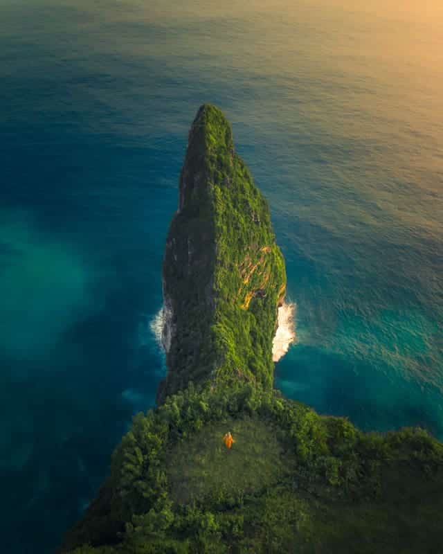 Sekartaji-Cliff-sunset