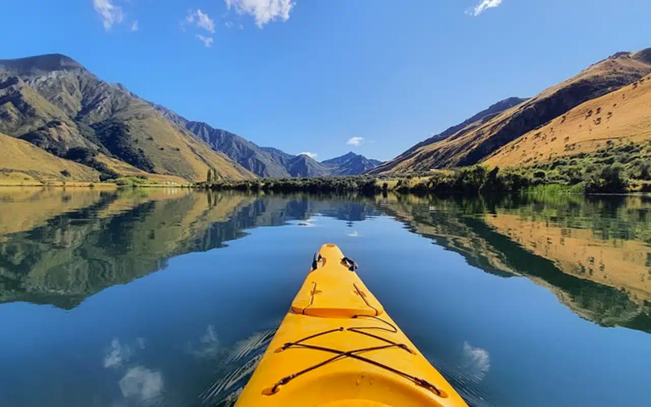 moke-lake-kayaking
