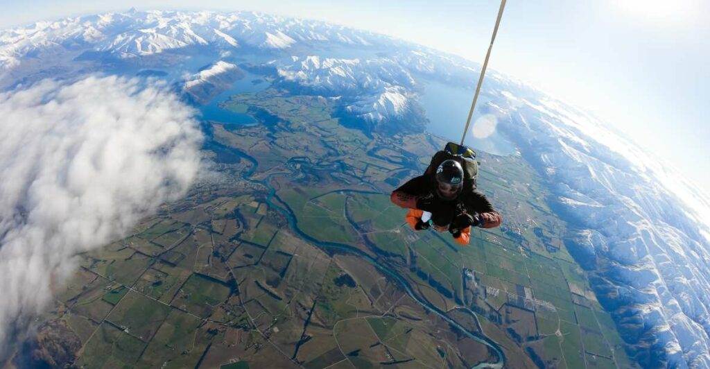 Wanaka-skydiving