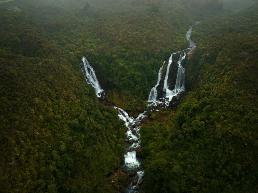 waipunga-waterfalls-new-zealand