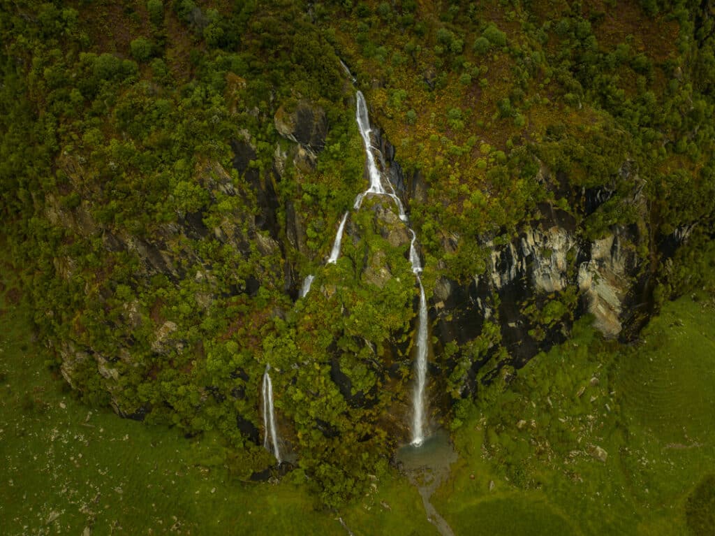 wishbone-falls-topdown-new-zealand-waterfalls