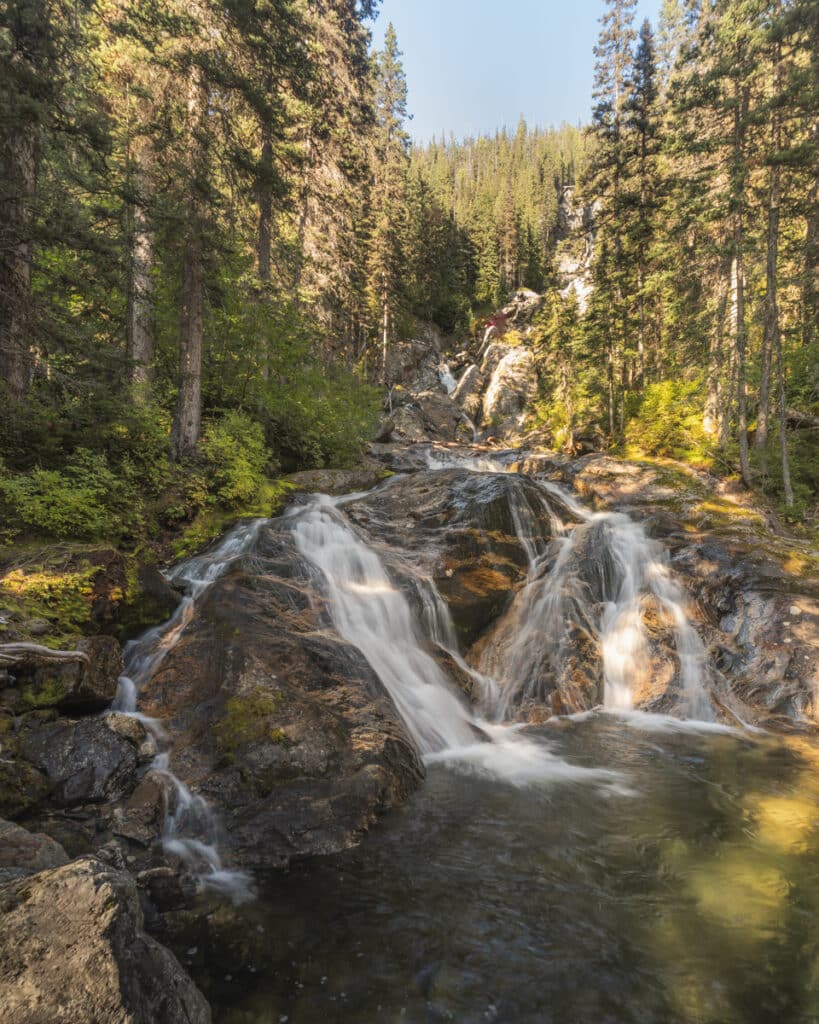 silvertip-falls-wells-gray-waterfall