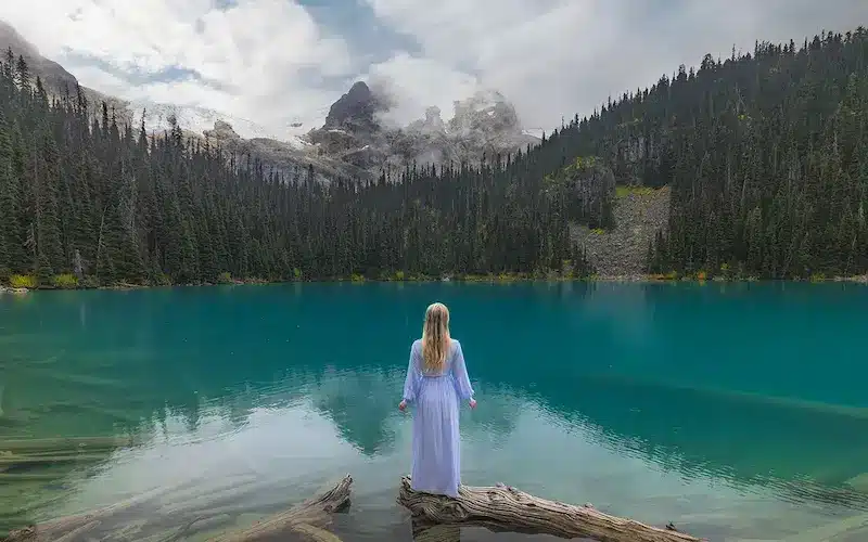 Joffre-lakes-hike-fairytale-picture-girl-in-dress.jpg-3