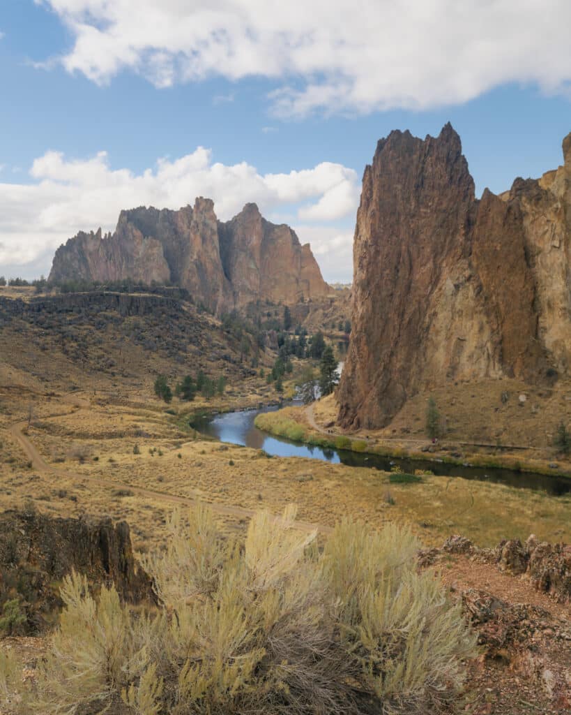 Smith-Rock-State-Park-crooked-river