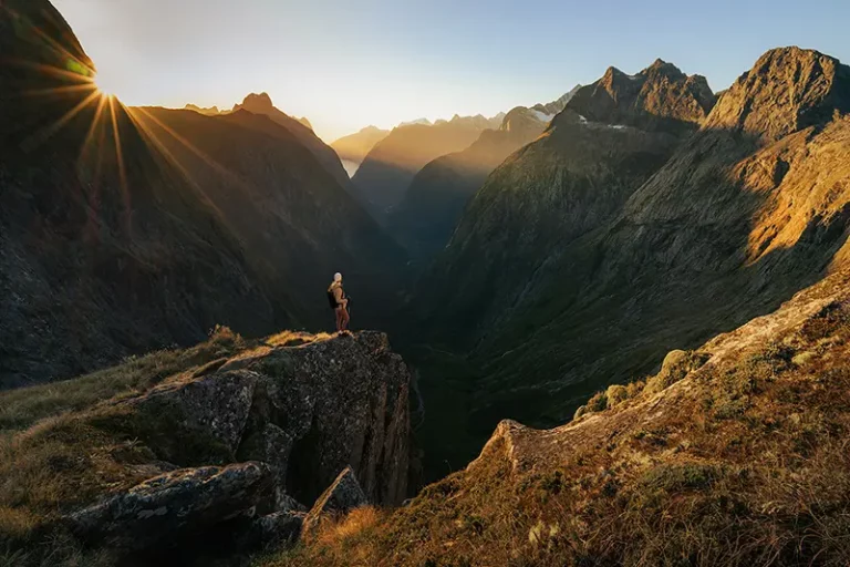 Gertrude Saddle Hike in New Zealand – The Ultimate Adventure