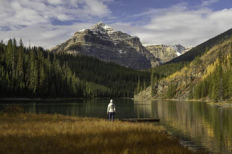 Spectacular Vista Lake in Banff – Easy Walk, Huge Reward