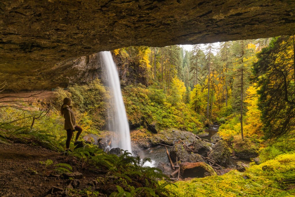 oregon-hikes-with-waterfalls-silver-state