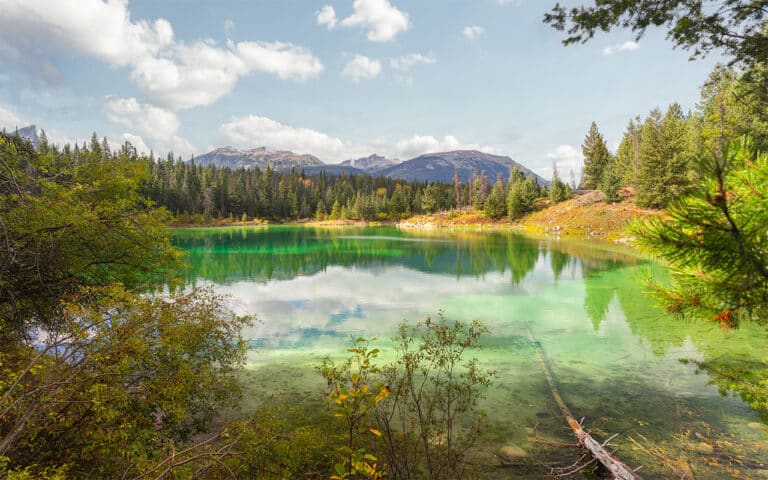 Hiking Guide to Valley of the Five Lakes in Jasper