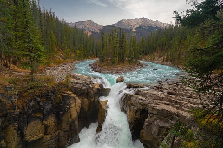 20 Spectacular Alberta Waterfalls in Canada You Must Visit!