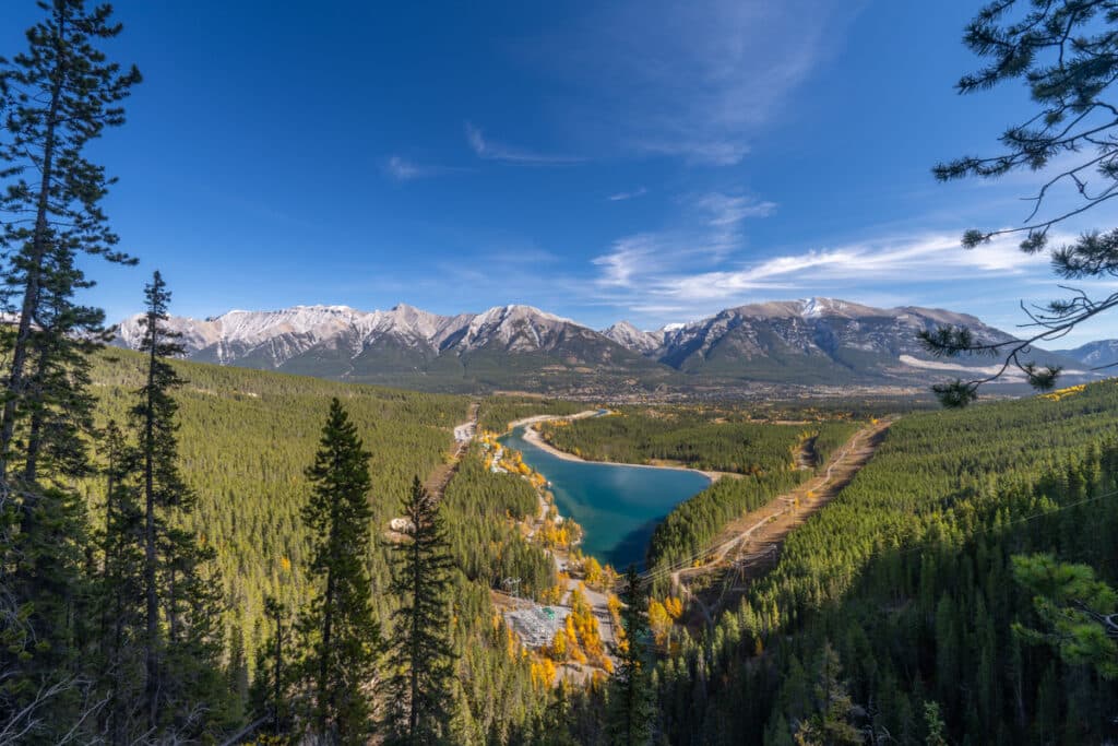 grassi-lakes-trail-valley-view